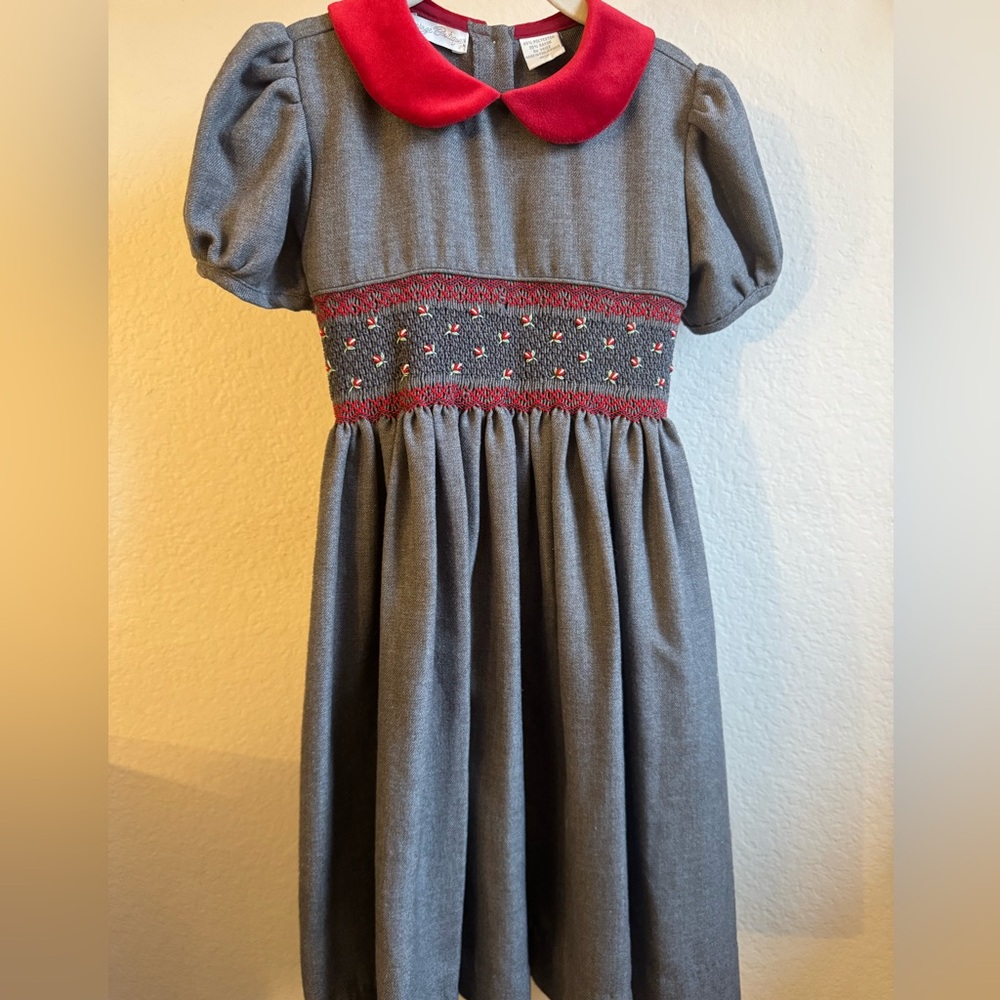 VTG Carriage Boutiques Solid Gray w/ red velvet collar smocked dress